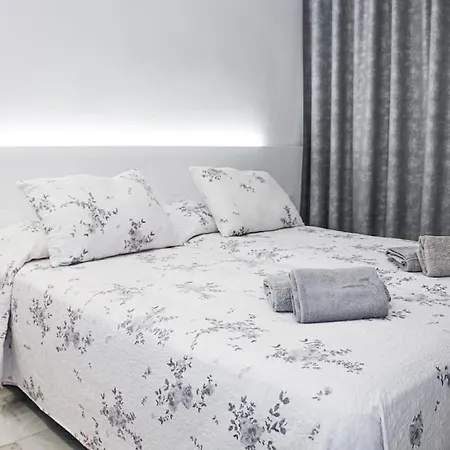 Altamira Paradise Apartman *